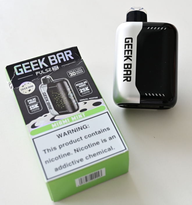 Geek Bar Grossiste : Le Guide Ultime pour les Vapes Jetables de Qualit&eacute;